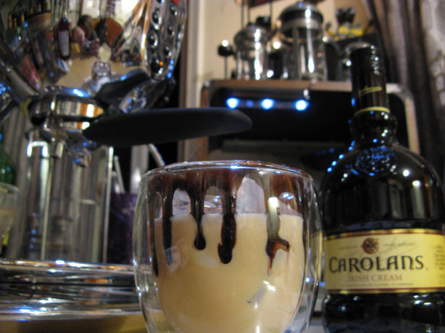 Irish Coffee Fot. Flickr.com/insidious_plots