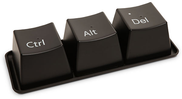 Filiżanki CTRL ALT DEL (fot. Thinkgeek.com)