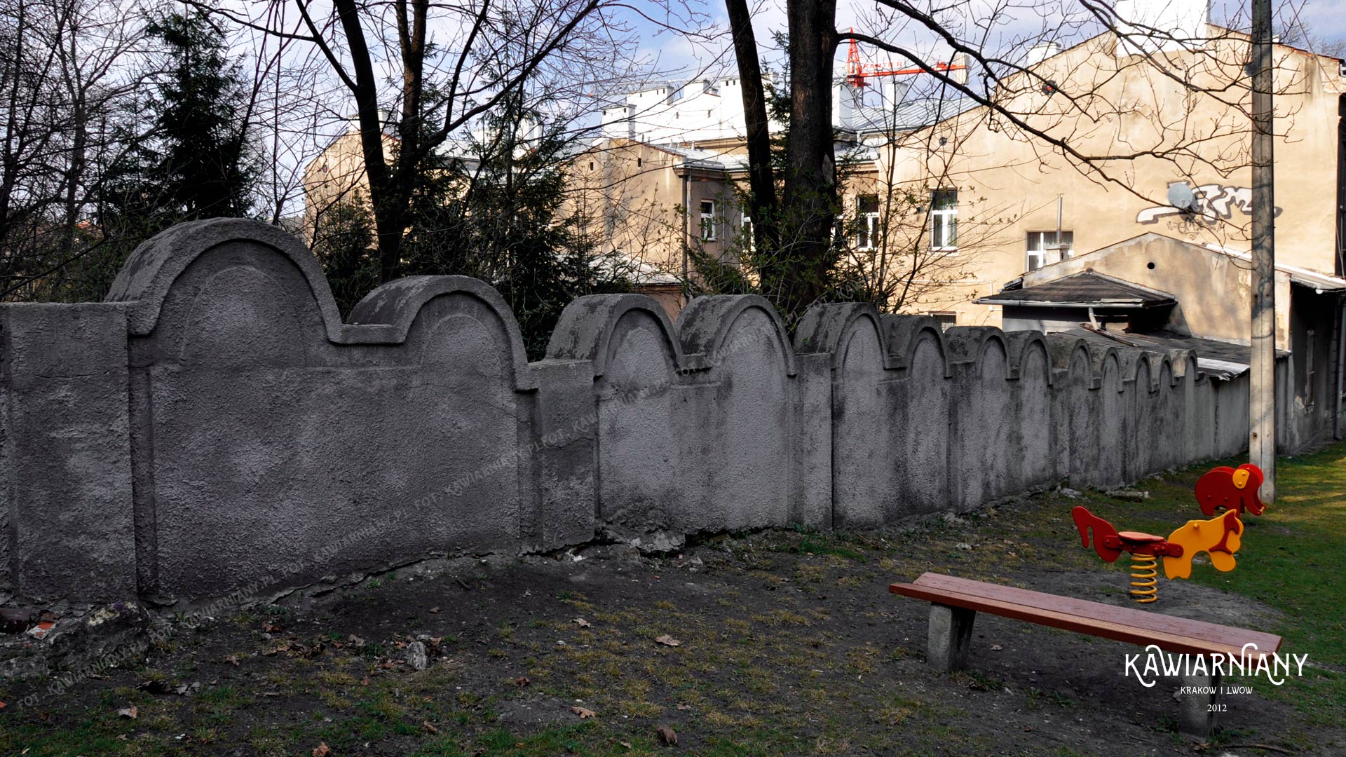 Getto krakowskie – krótka historia. Zachowane fragmenty murów getta w Krakowie