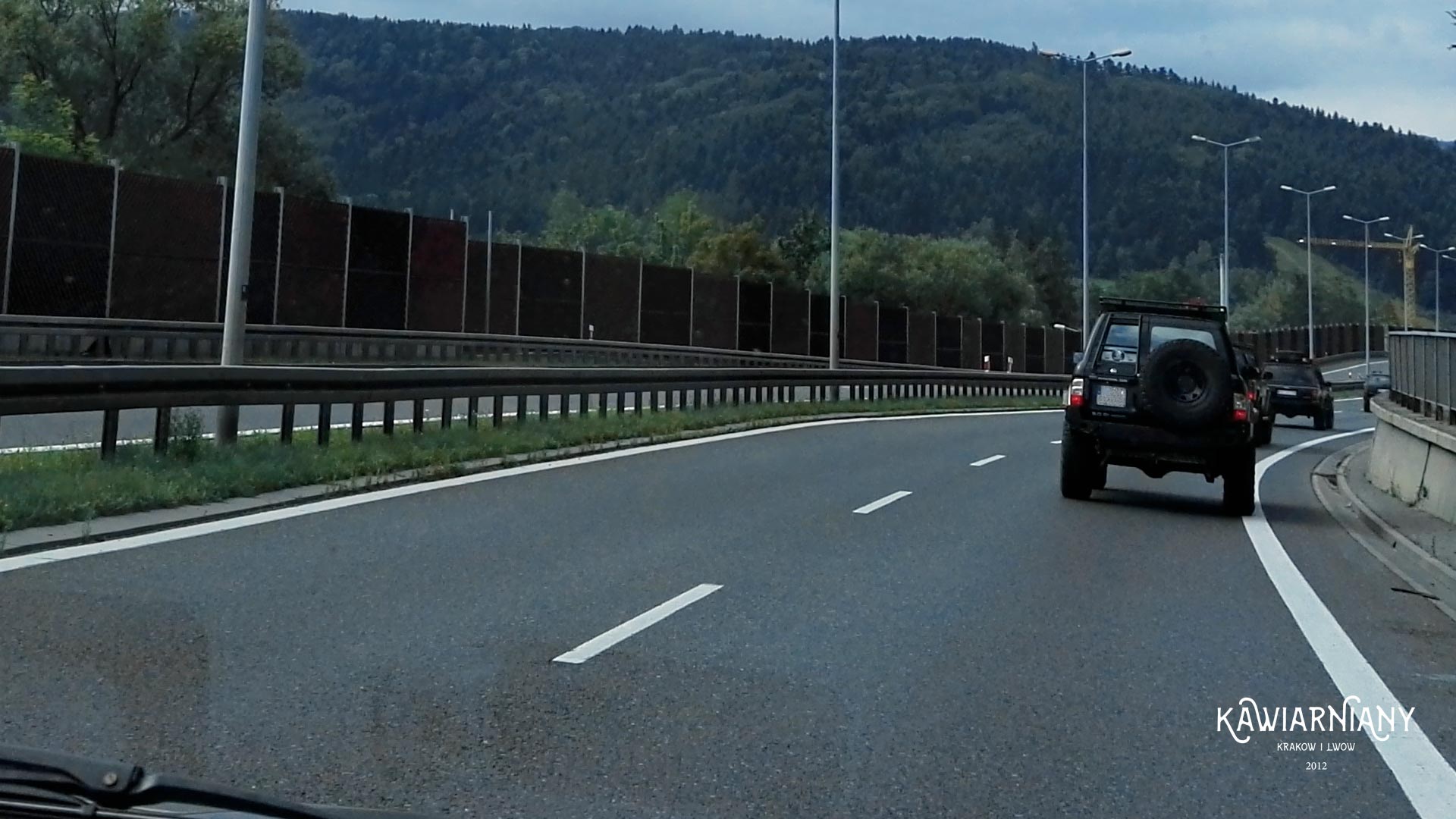 Węgry samochodem – przepisy drogowe na Węgrzech. Mandaty, ograniczenia prędkości