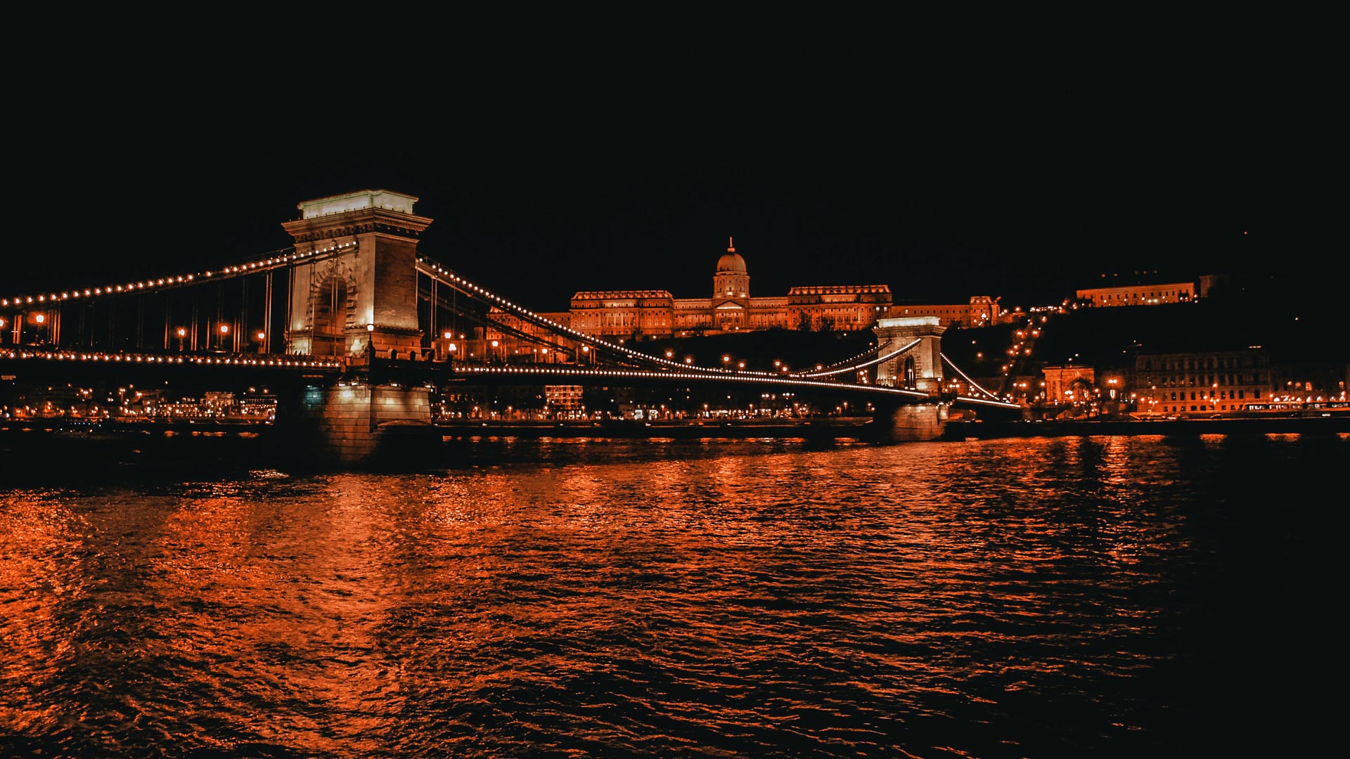 Budapeszt nocą zdjęcia