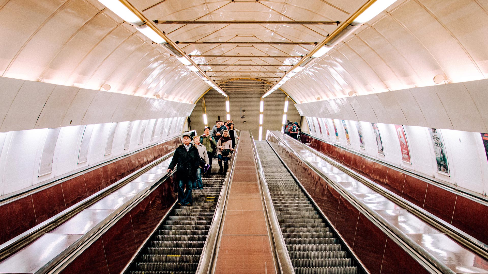 Ile kosztuje metro w Pradze? Ile kosztuje bilet komunikacji miejskiej
