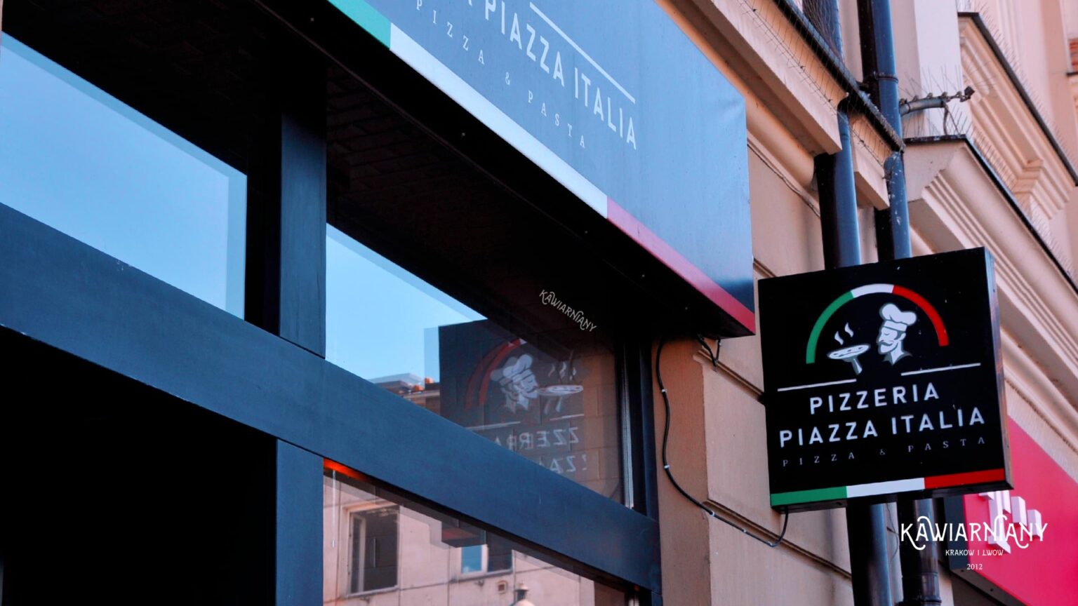 Gdzie zjeść w Wadowicach? Pizzeria Piazza Italia Kawiarniany.pl